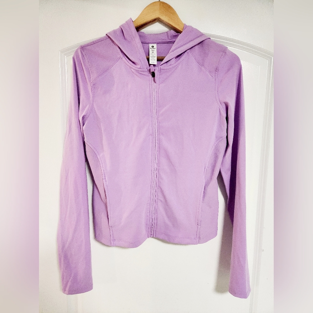 90 degree Size Medium Purple Sweater
